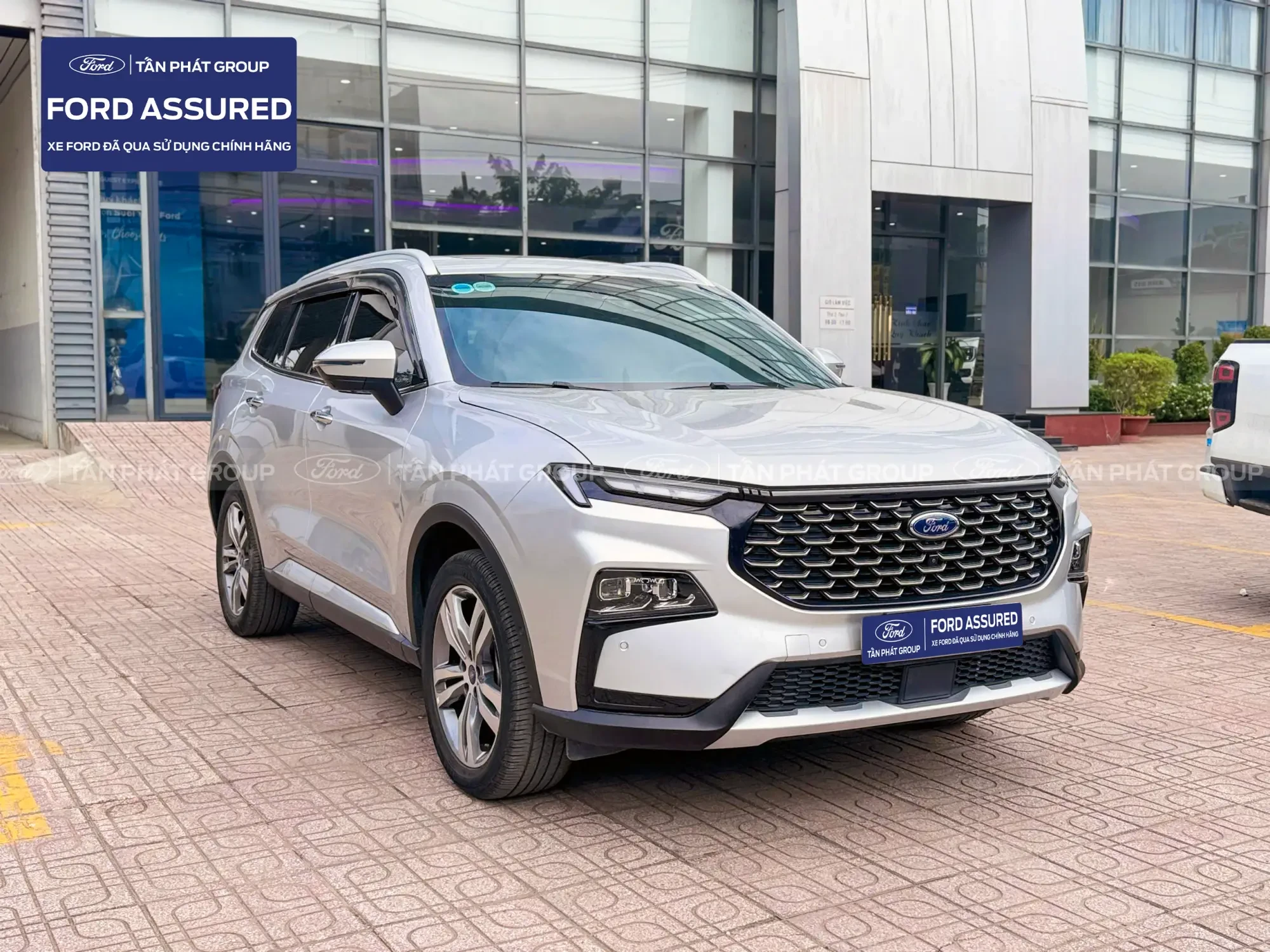 TERRITORY TITANIUM X 1.5L AT ĐĂNG KÝ LẦN ĐẦU 2024 -MÀU BẠC